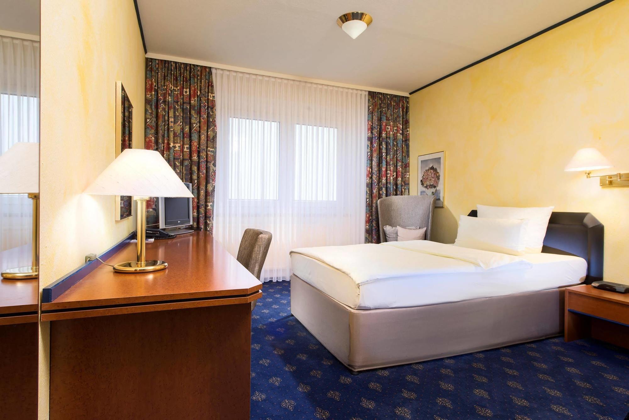 Hotel Western Windorf 3*