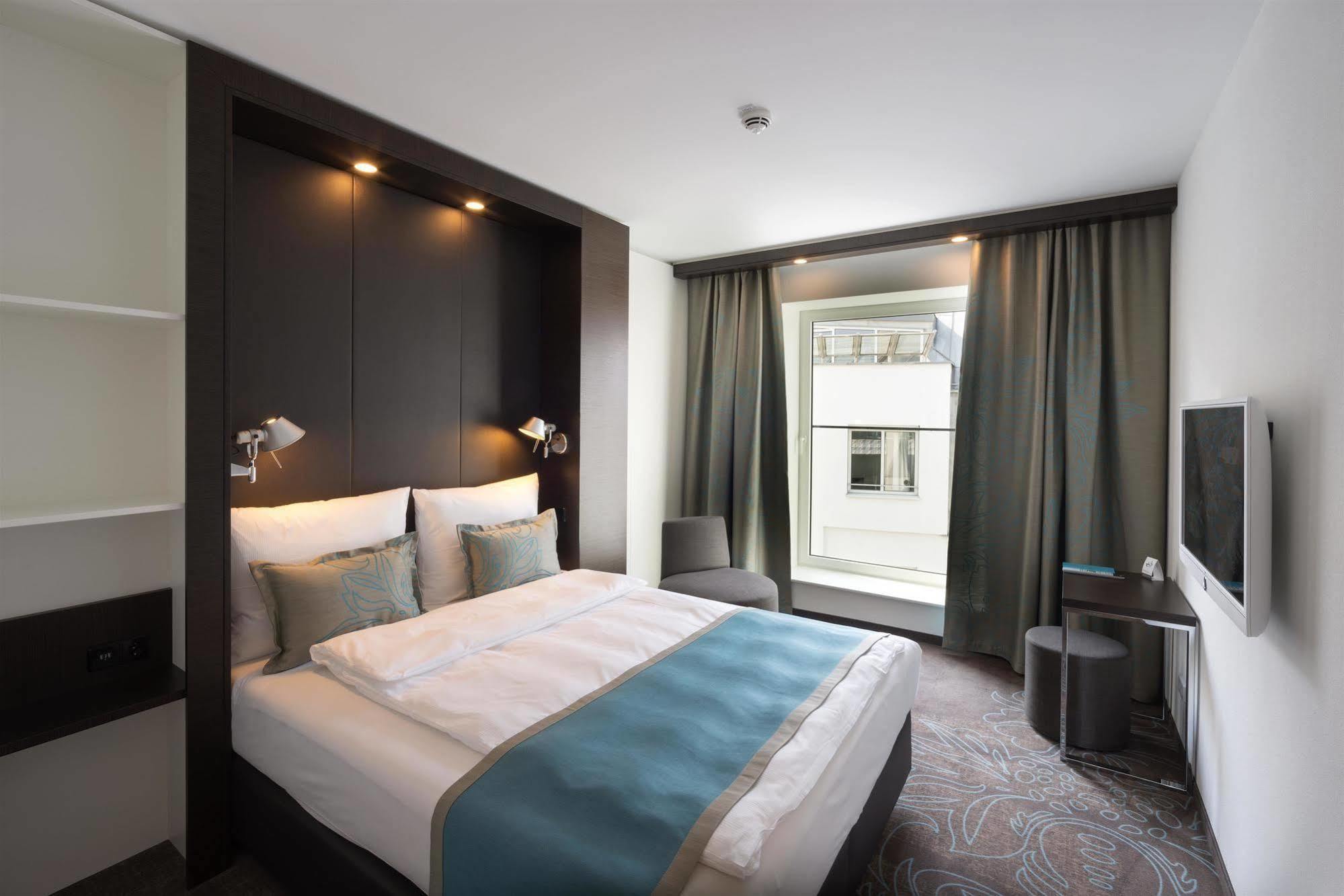 Hotel One Leipzig-augustusplatz 3*