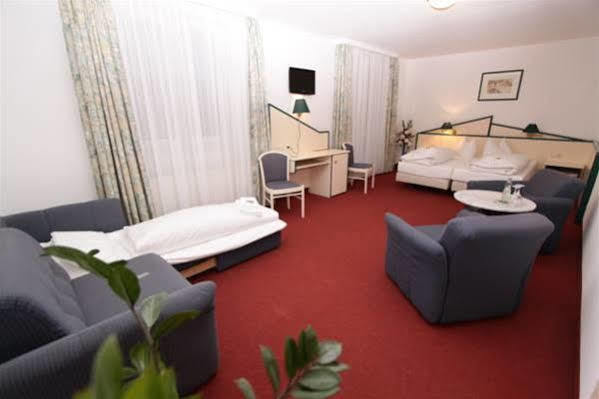 Hotel 3 Linden 3*