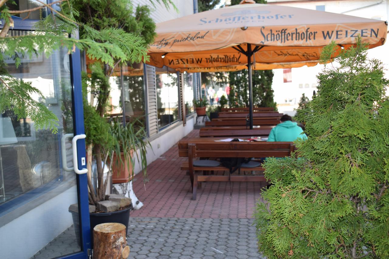 Astral'inn & Restaurant 3*