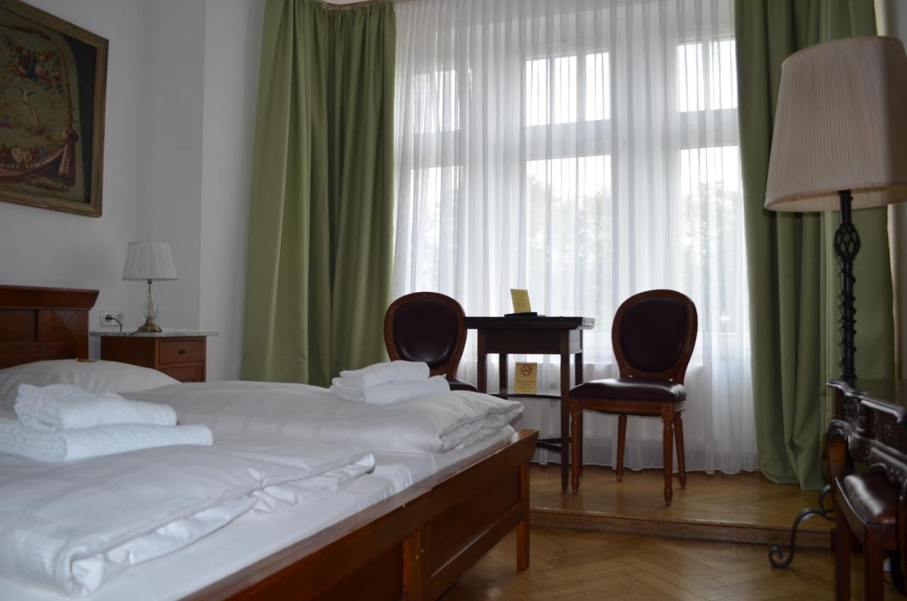 Jahrhunderthotel