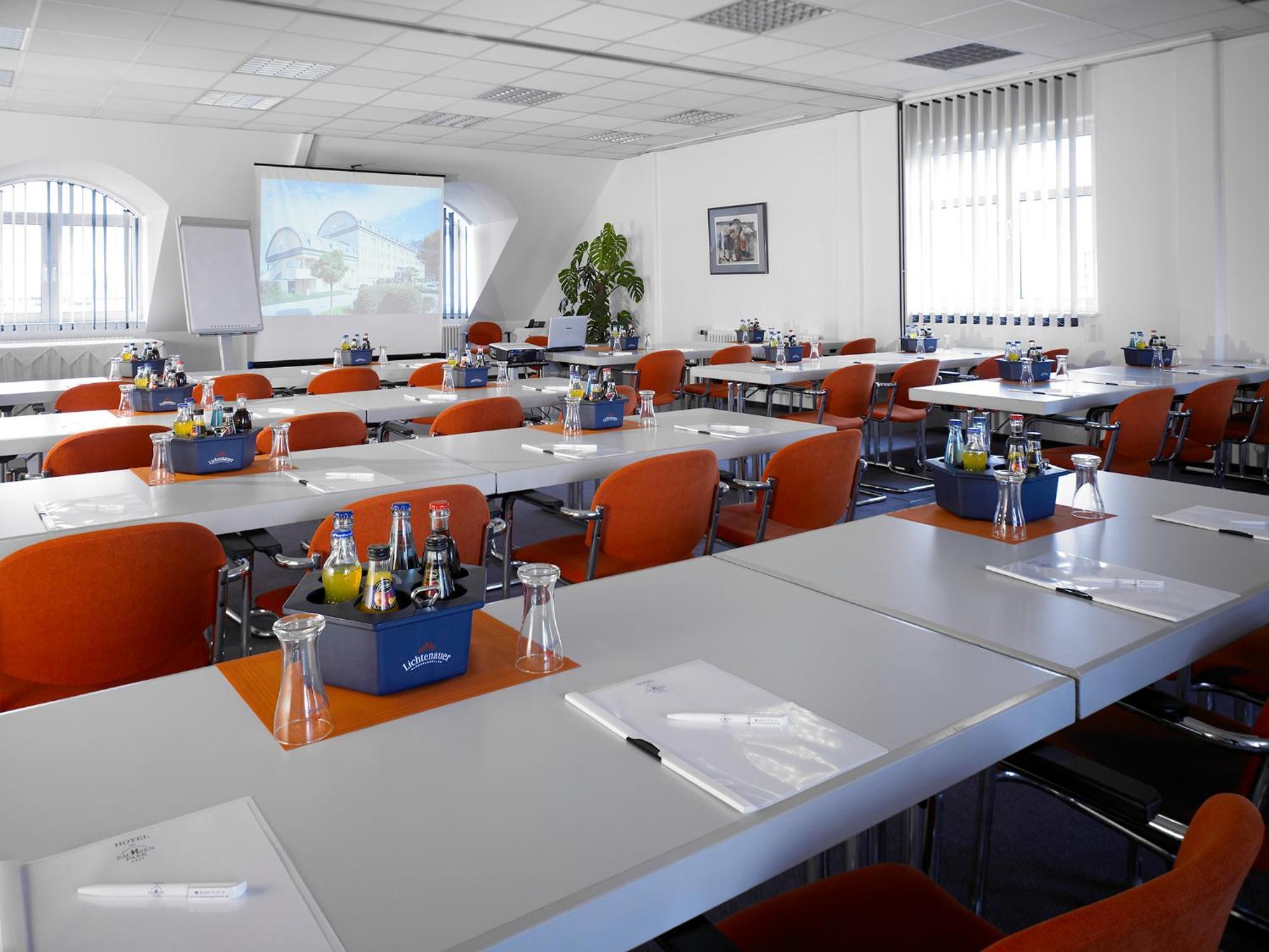 Hotel Sachsenpark-hotel 4*