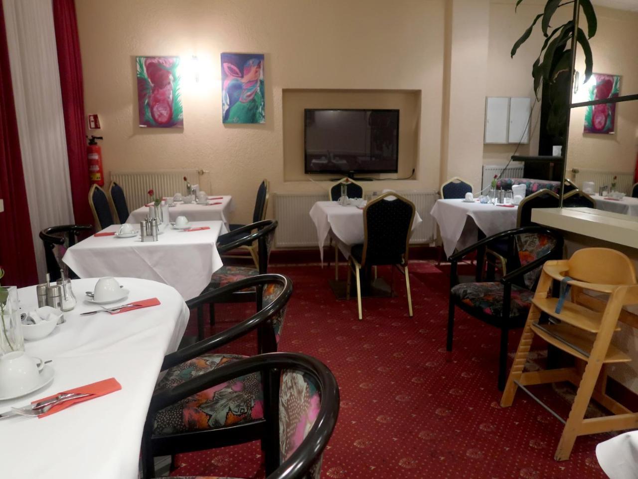 Adler Hotel 3*