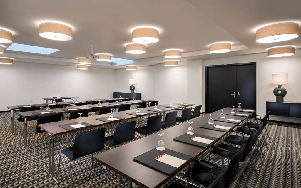 Adina Hotel