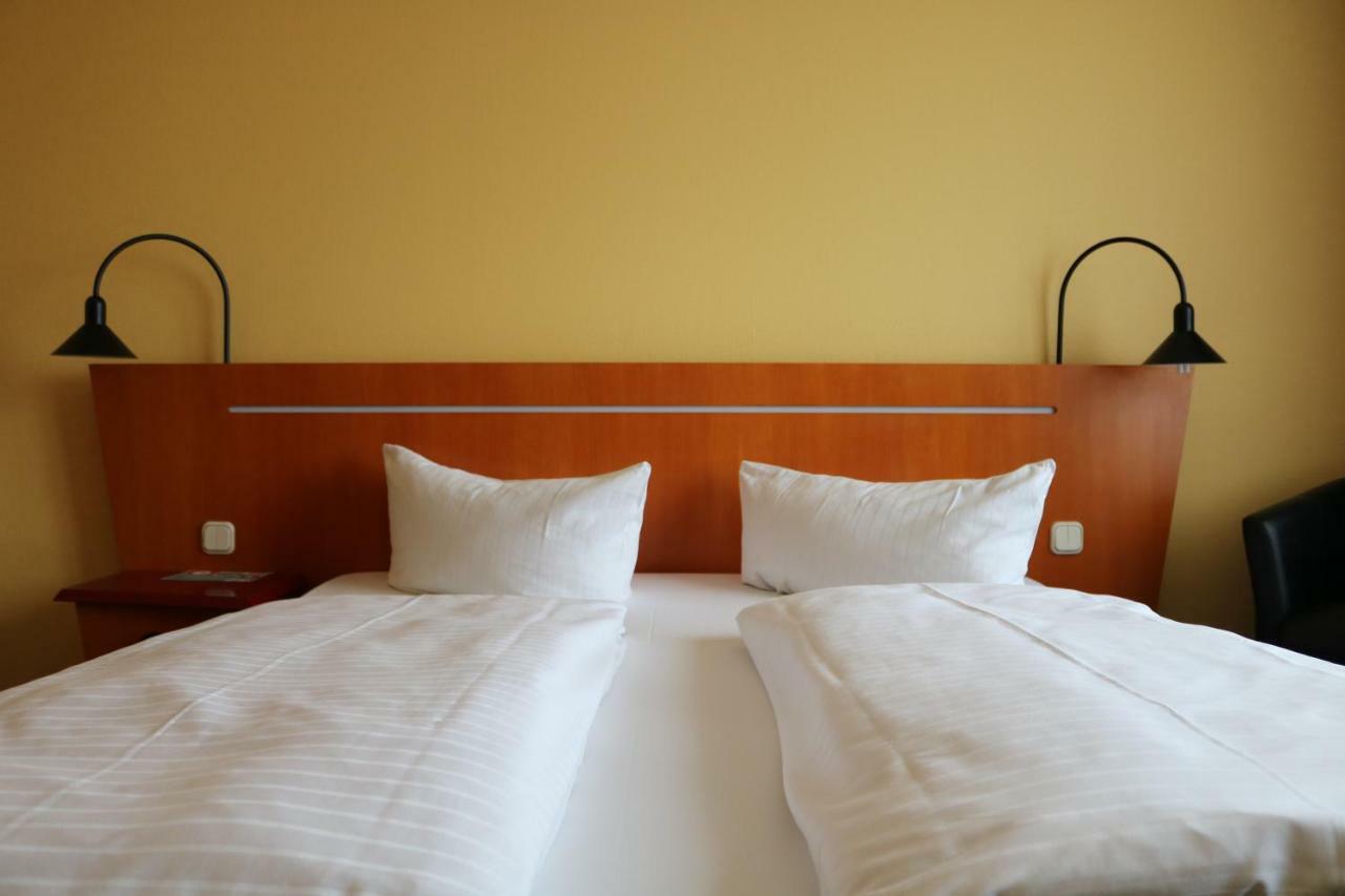 Good Morning + Hotel Leipzig