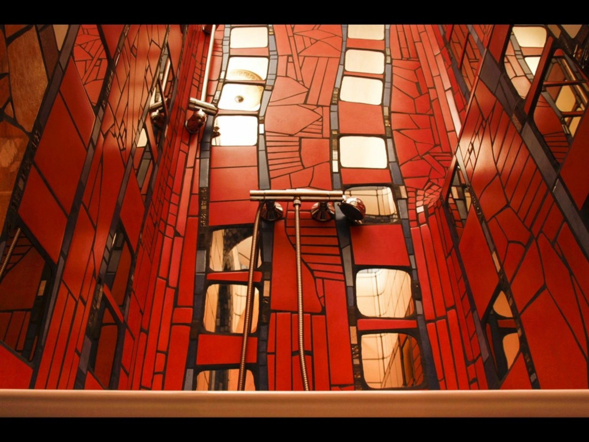 Homeplanet Hostel *
