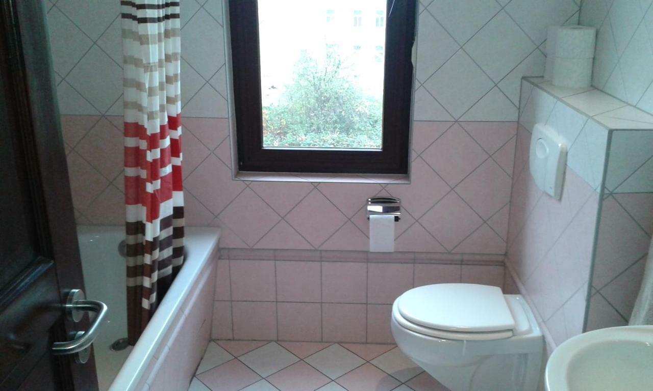 Appartement 2 In Einem Haus 2 Km Vom Zentrum Leipzigs Leipzig