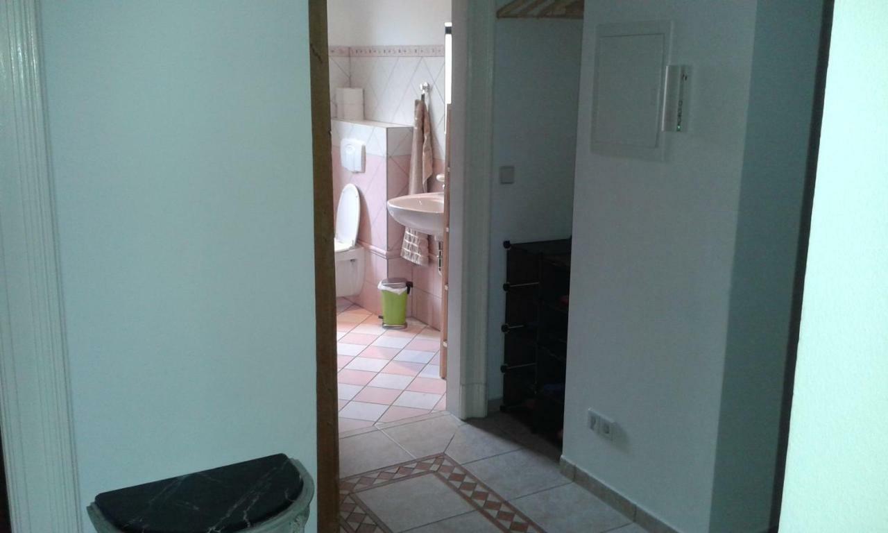 Appartement 2 In Einem Haus 2 Km Vom Zentrum Leipzigs