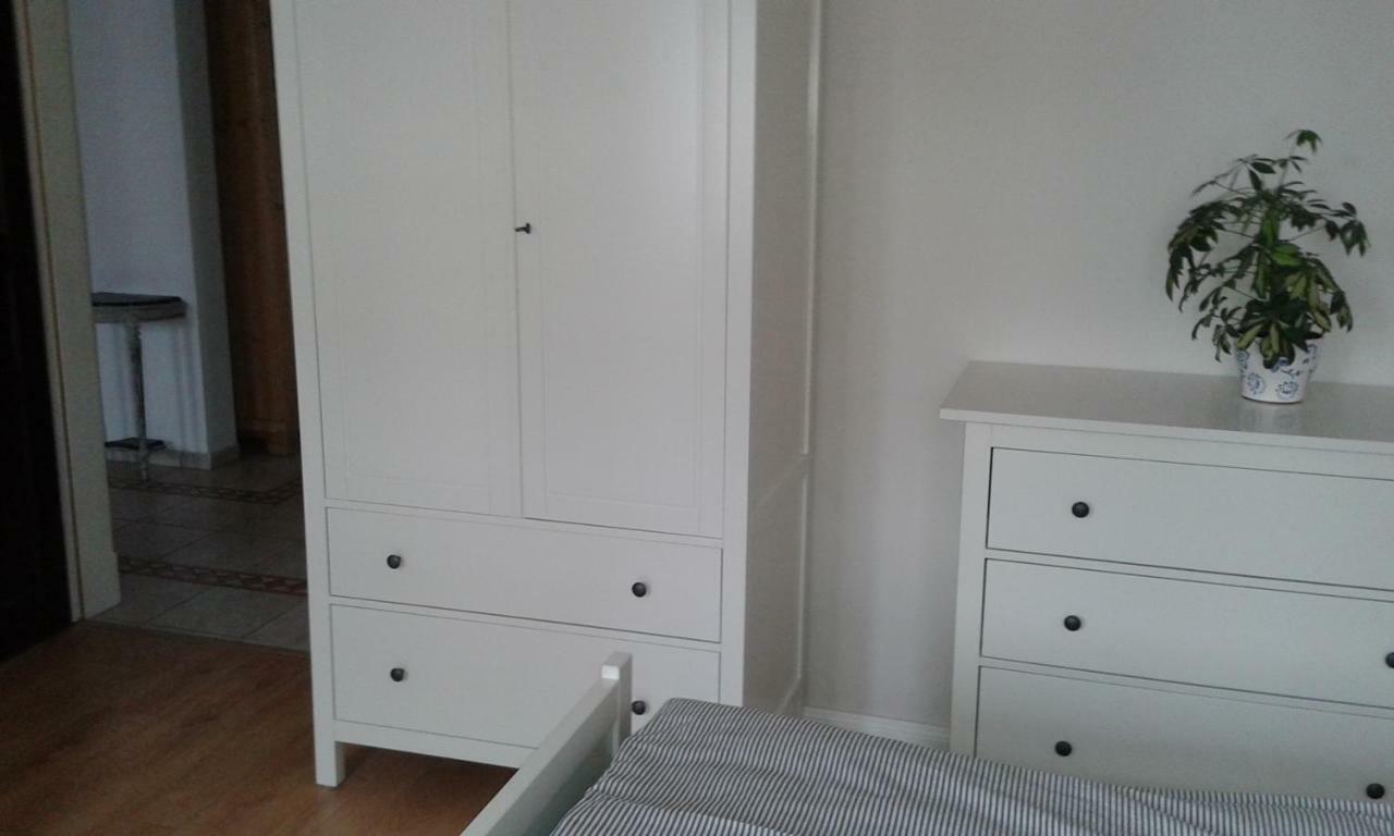 Appartement 2 In Einem Haus 2 Km Vom Zentrum Leipzigs