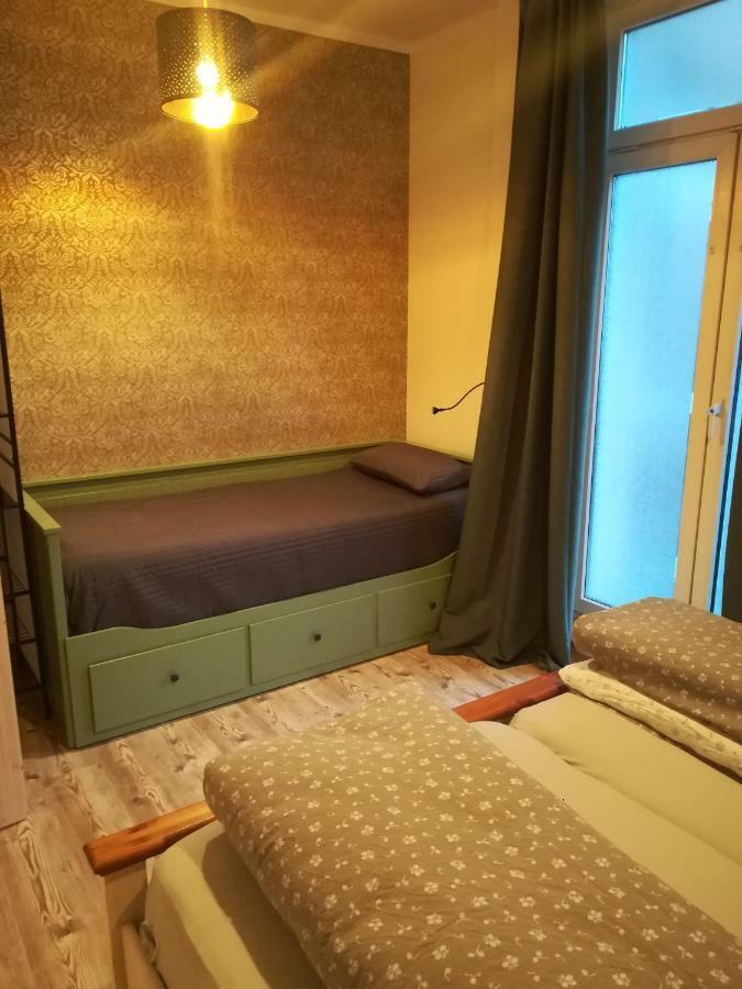 Appartement Fuer Max. 10 Personen In Zentrum Sued