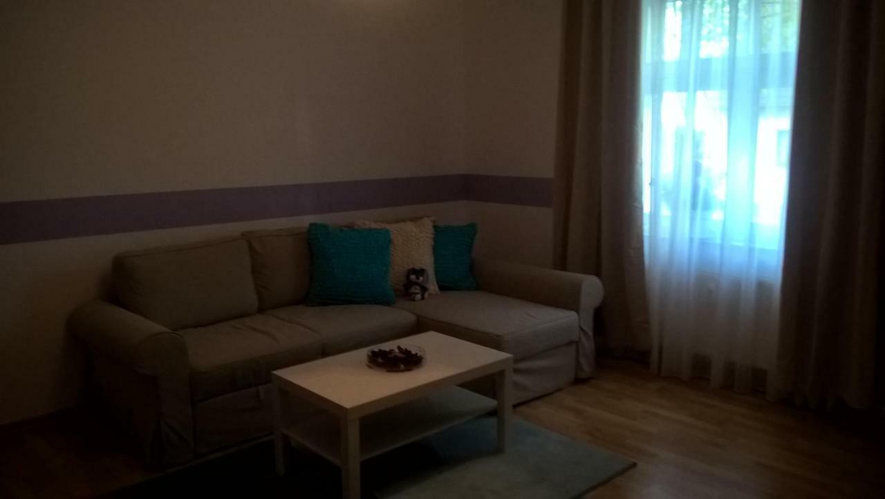 Apartment Gastewohnungen Engelsdorf *