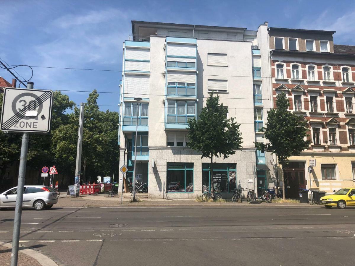 Exklusive Mit Dachterrasse In Schleussig Appartement *