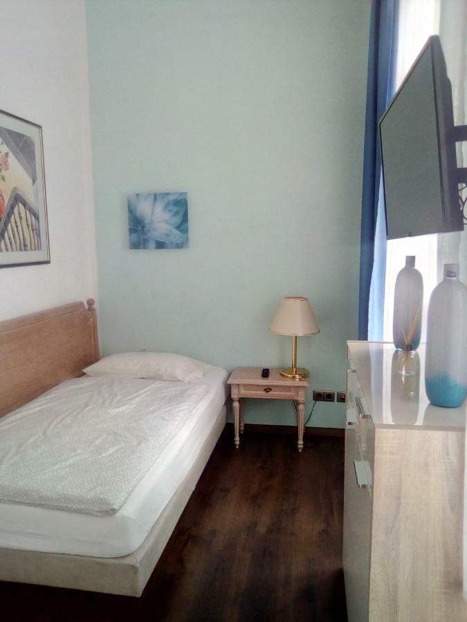 Appartement In Der Jahnallee 20 Waldplatzpalais