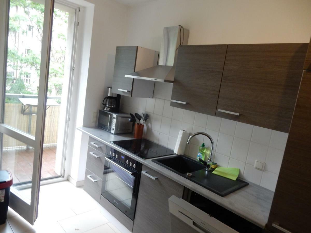 Zentrale Und Ruhige Mit Balkon *