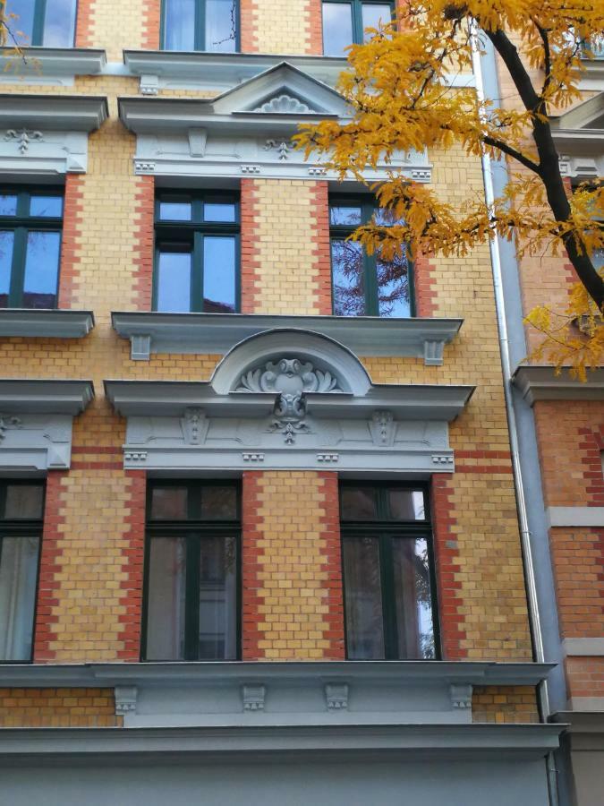 Schoener Wohnen Im Denkmal - Grosszuegig Geschnitten, Kostenfreies Wlan * Leipzig