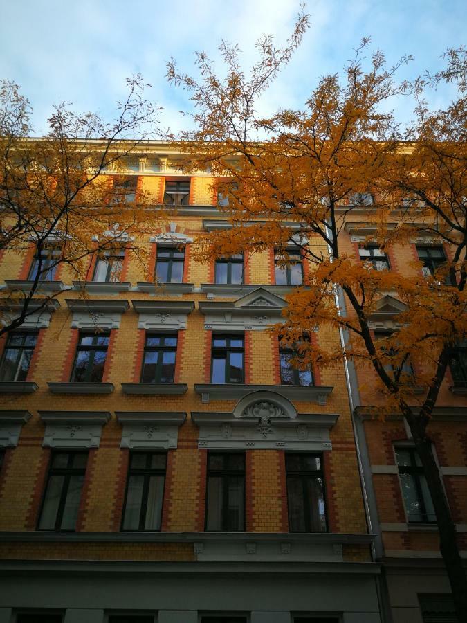 Schoener Wohnen Im Denkmal - Grosszuegig Geschnitten, Kostenfreies Wlan Appartement Leipzig