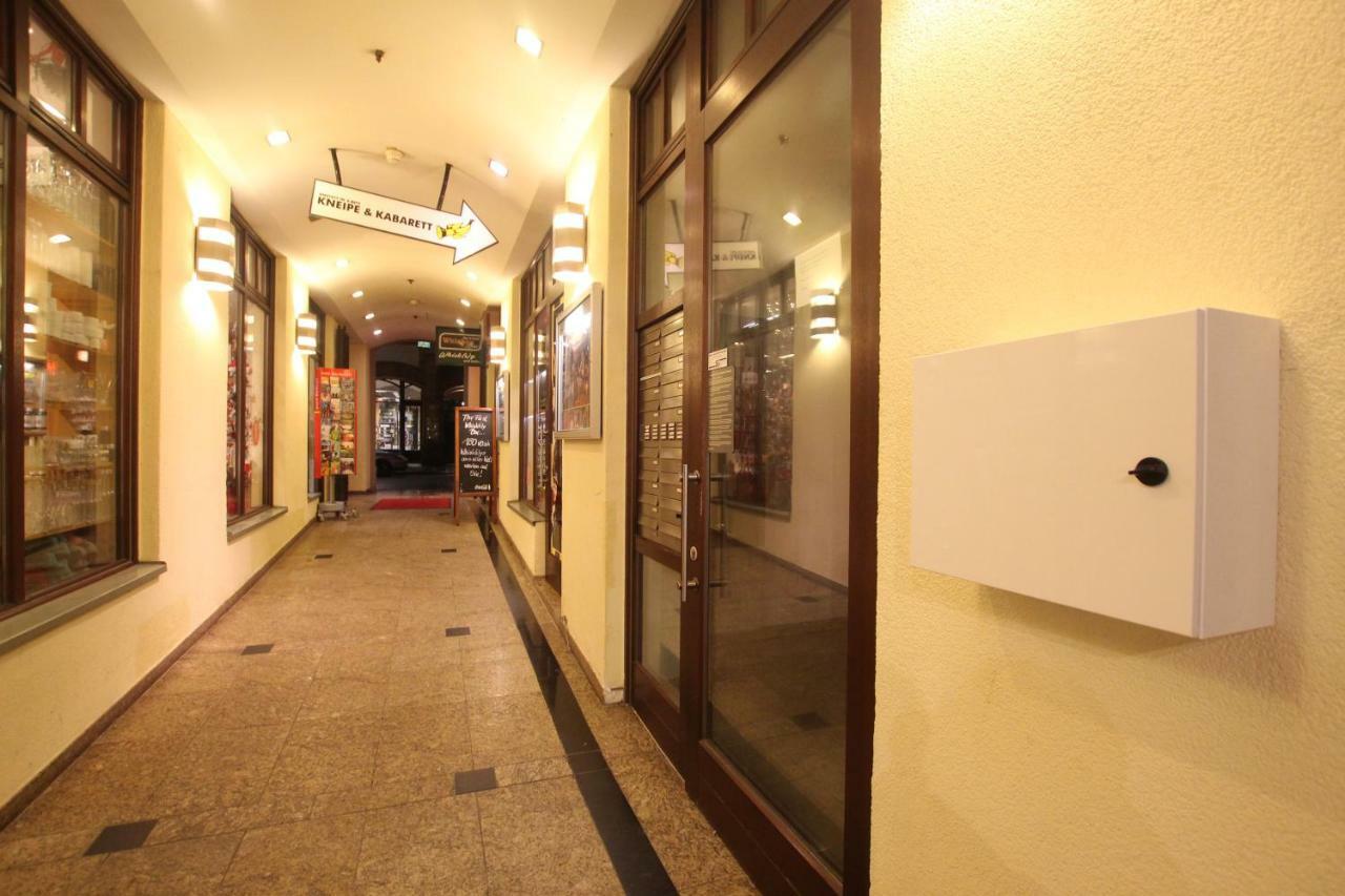 #4 Druschba Boutique