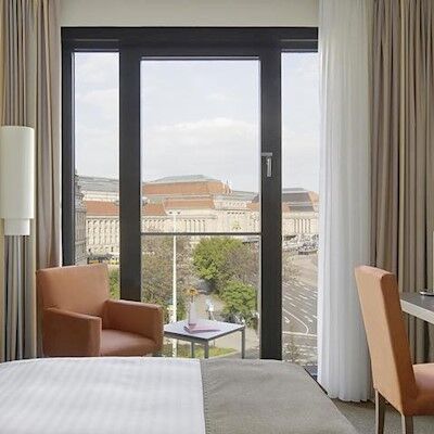 Hotel Intercityhotel 4*