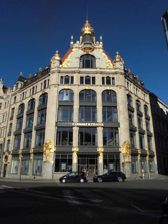Centrum, Direkt An Markt